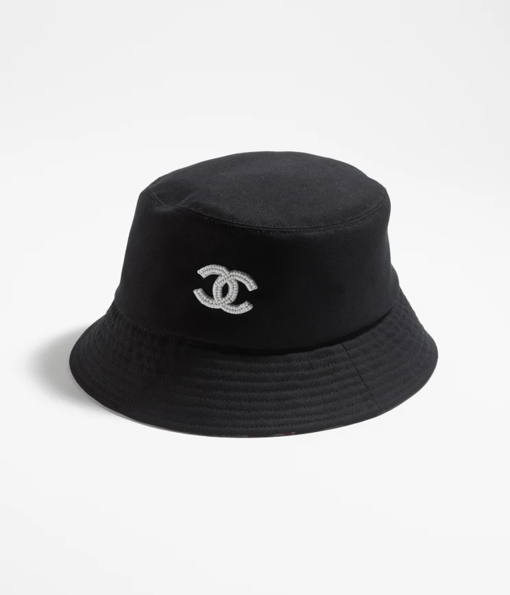 漁夫帽推薦：Chanel珍珠雙C Logo漁夫帽