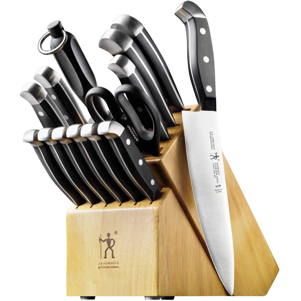 This Ninja Set With Built-In Sharpener Is The Best Knife Block