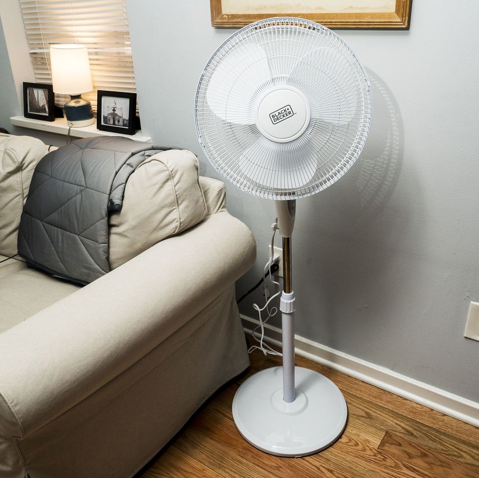 Oscillating Fan by Black+Decker 16 Stand Fan w/ Remote Control White