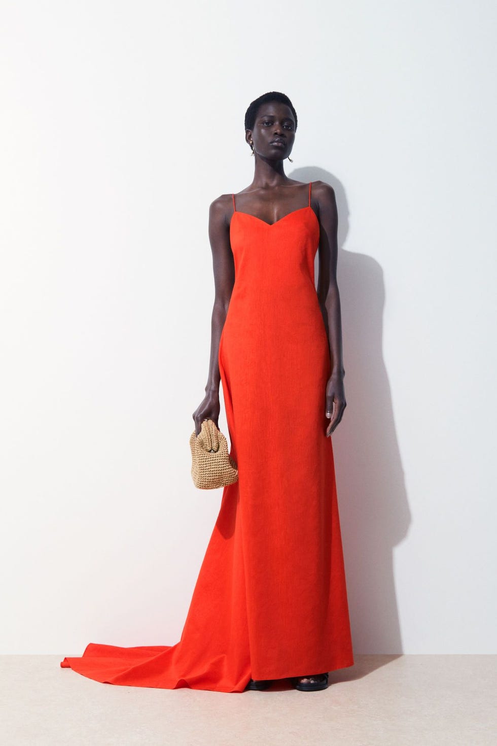 Gaun Maxi Linen V-neck Gaun Maxi Linen V-neck