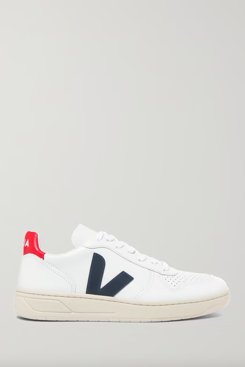 Sepatu kets kulit V-10 Sepatu kets kulit V-10
