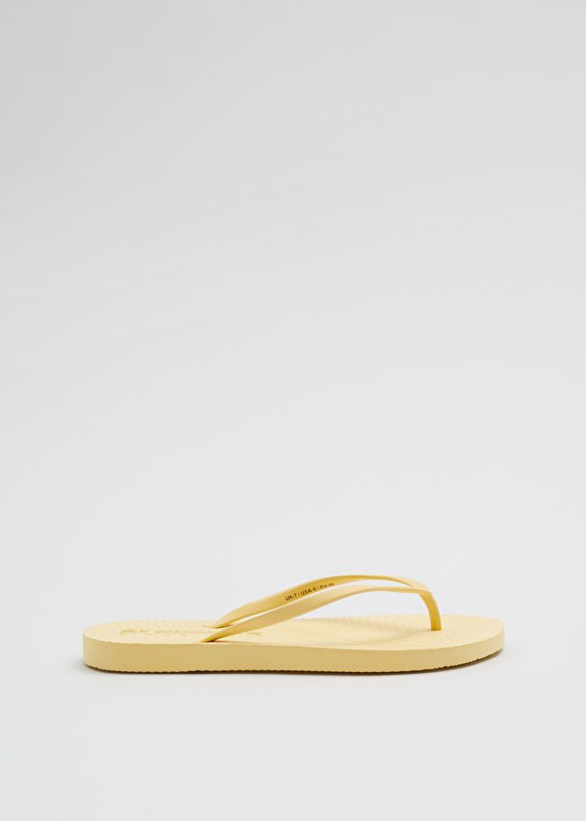 9 Eco-Friendly Flip-Flops for Sustainable Summer Comfort