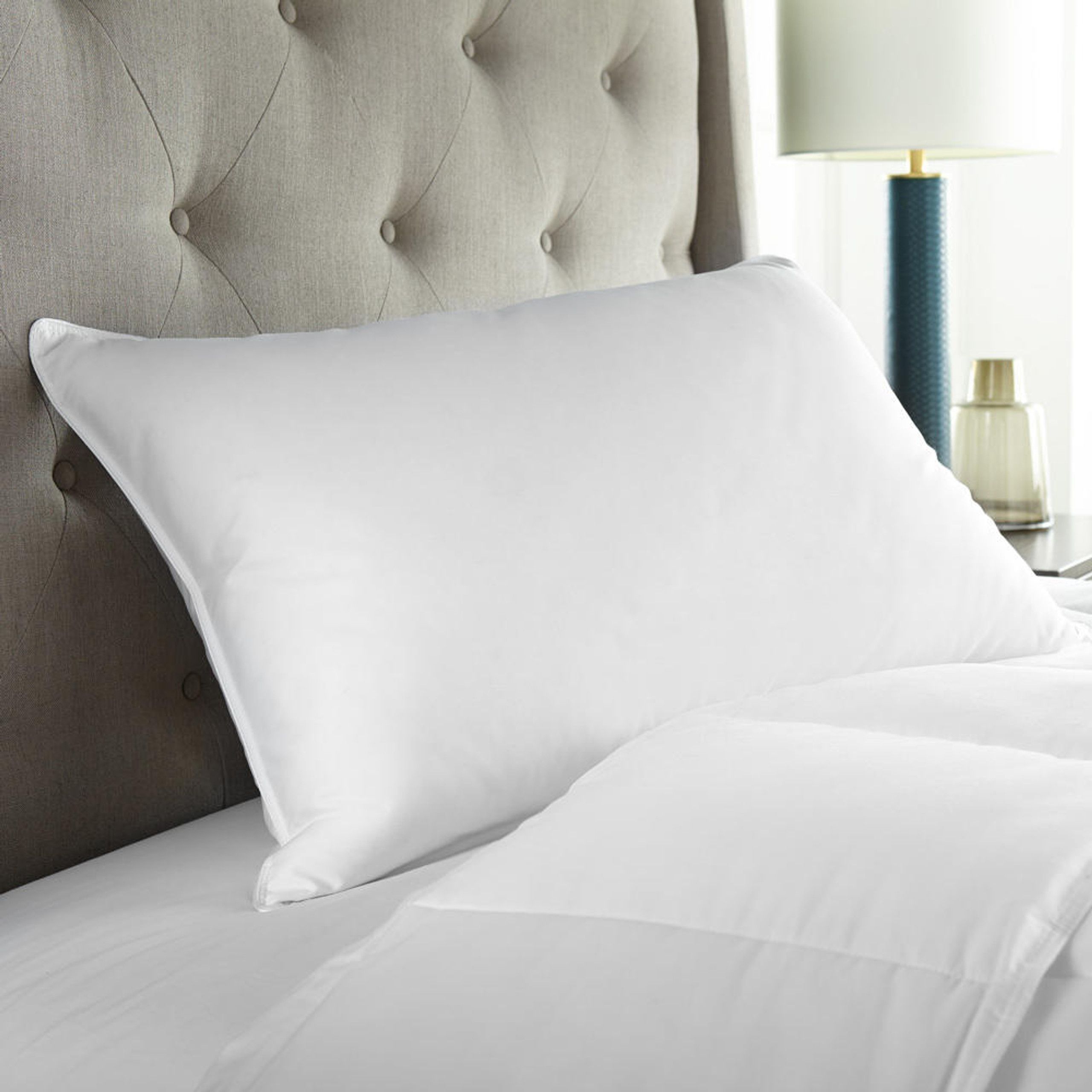 Pillow hotel outlet