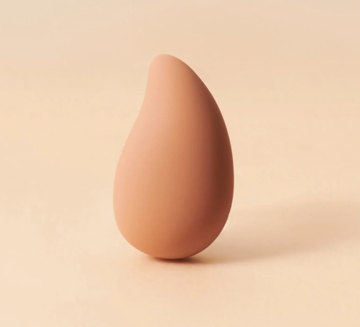 Compatto e di design, il sex toy per la stimolazione clitoridea da portare ovunque