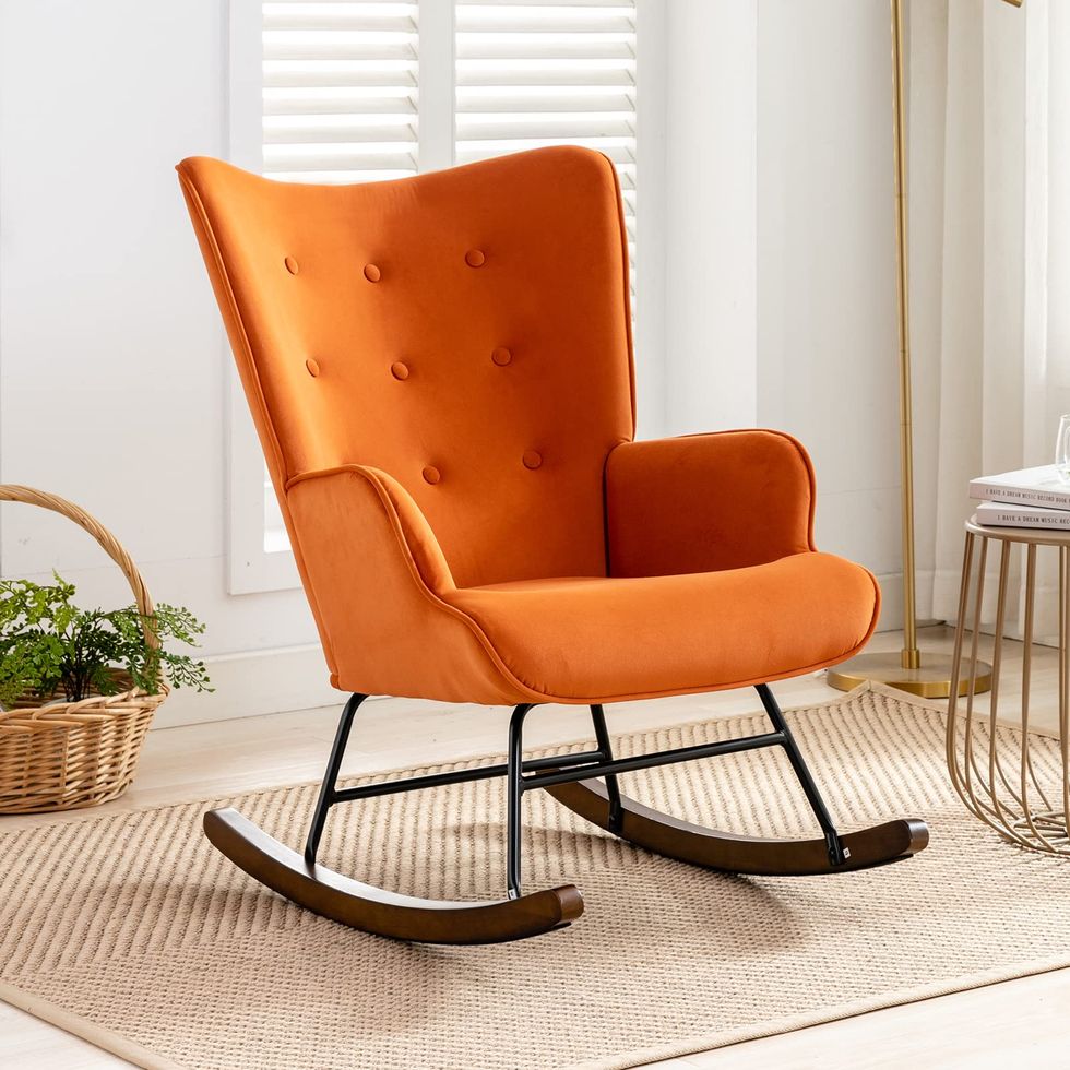 11 best nursing chairs for ultimate comfort during feeding time