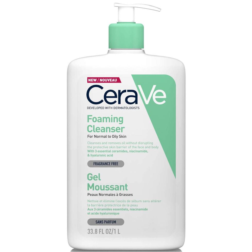 CeraVe Foaming Cleanser for Normal to Oily Skin 473ml with Niacinamide and 3 Essential Ceramides