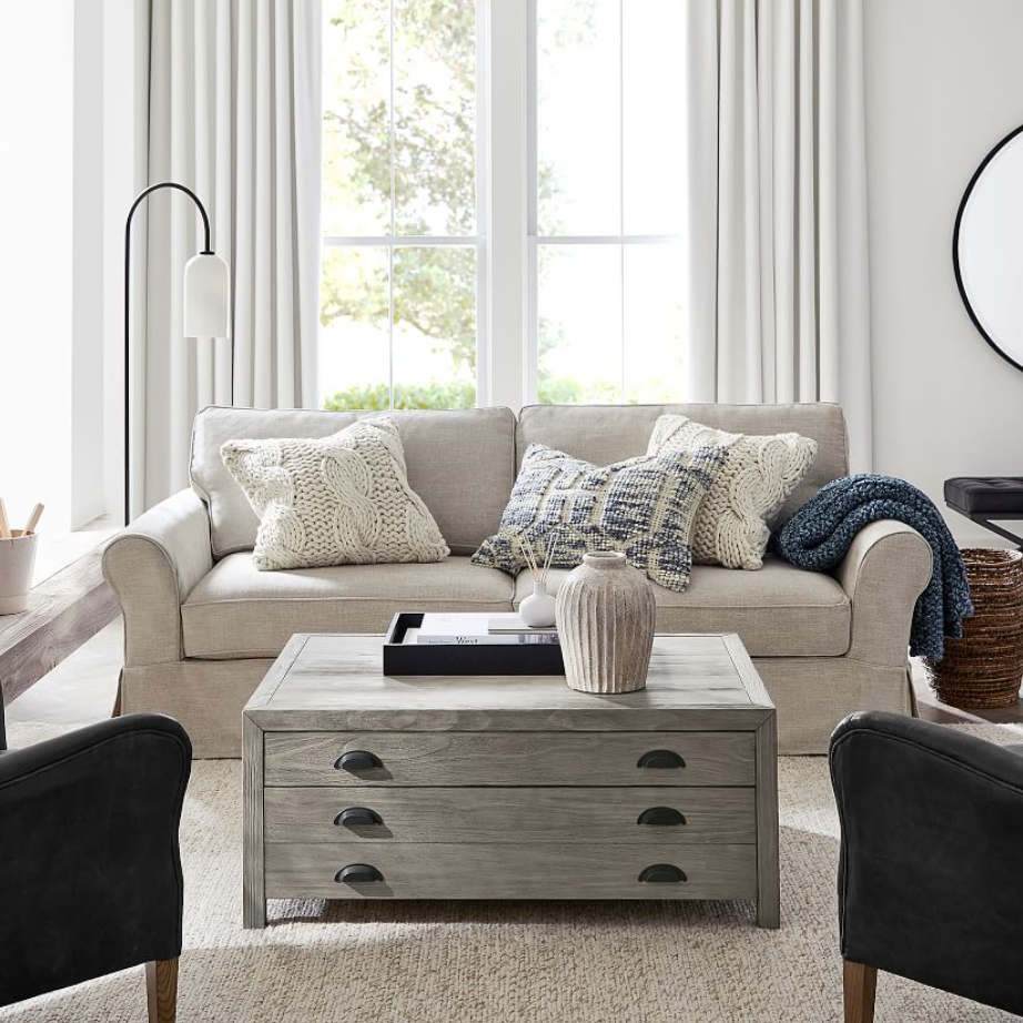 Pottery Barn Reviews: 2023 Product Guide (Buy / Avoid?)