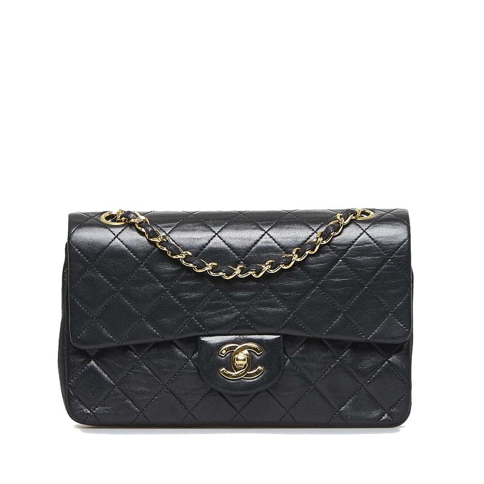 15 Helpful Tips for Buying Vintage Chanel Bags on  — House of