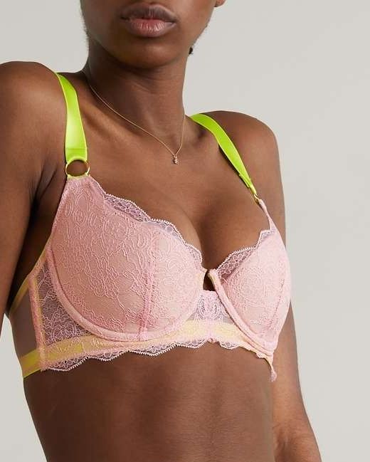 How to Measure the Right Bra Size - Bellatory
