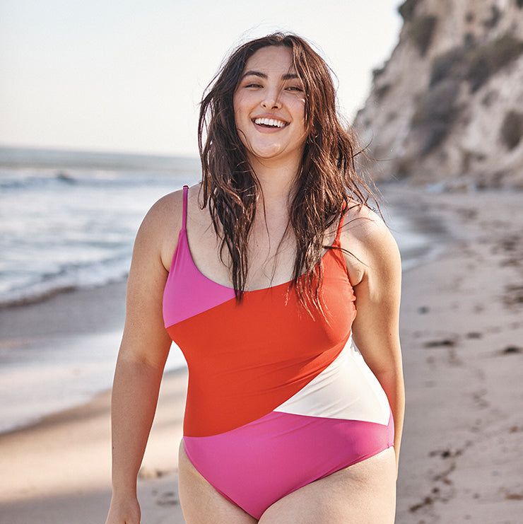The 18 Best Maternity Swimsuits to Flaunt Your Baby Bump This Summer
