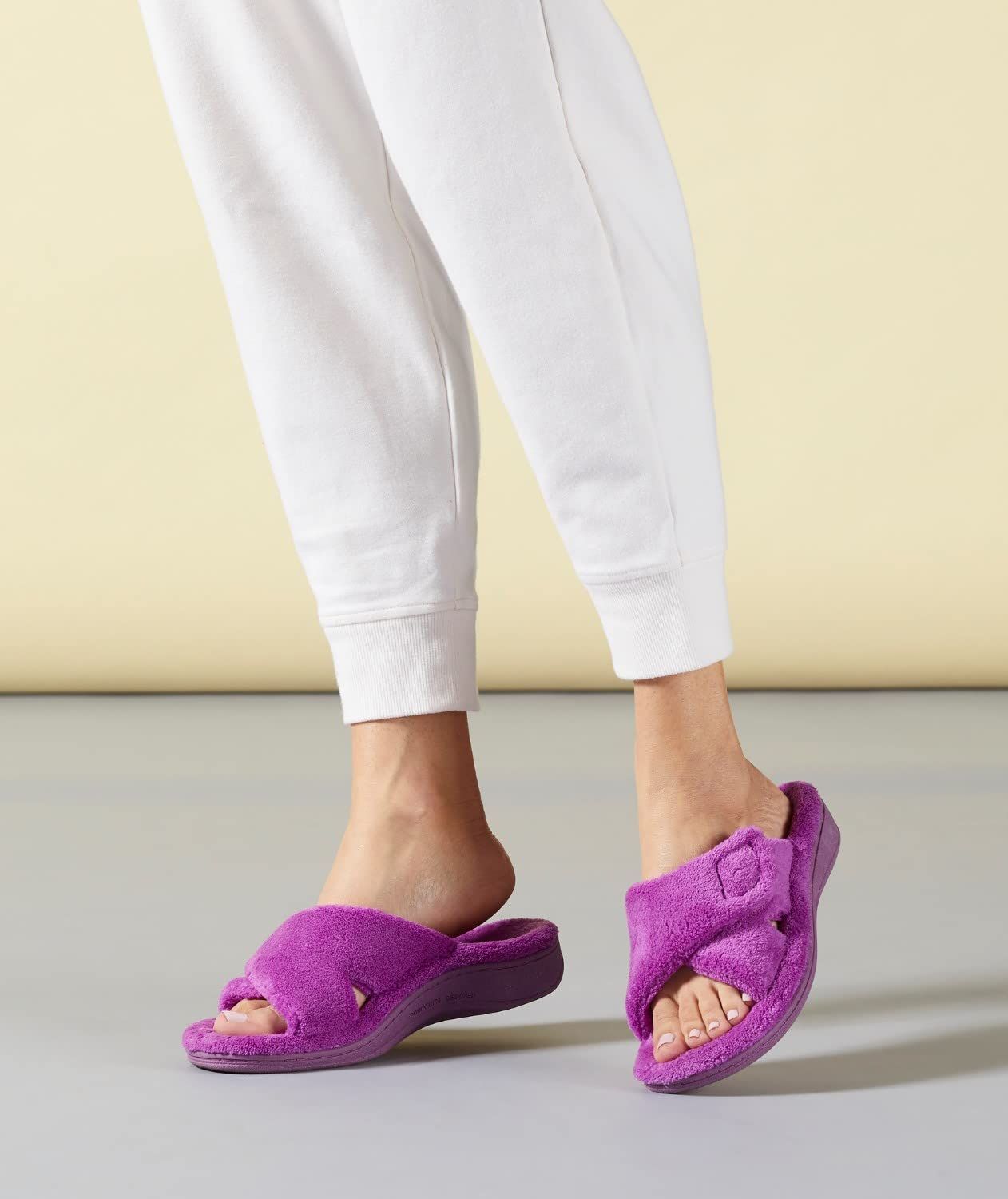 Women's slippers with store arch support