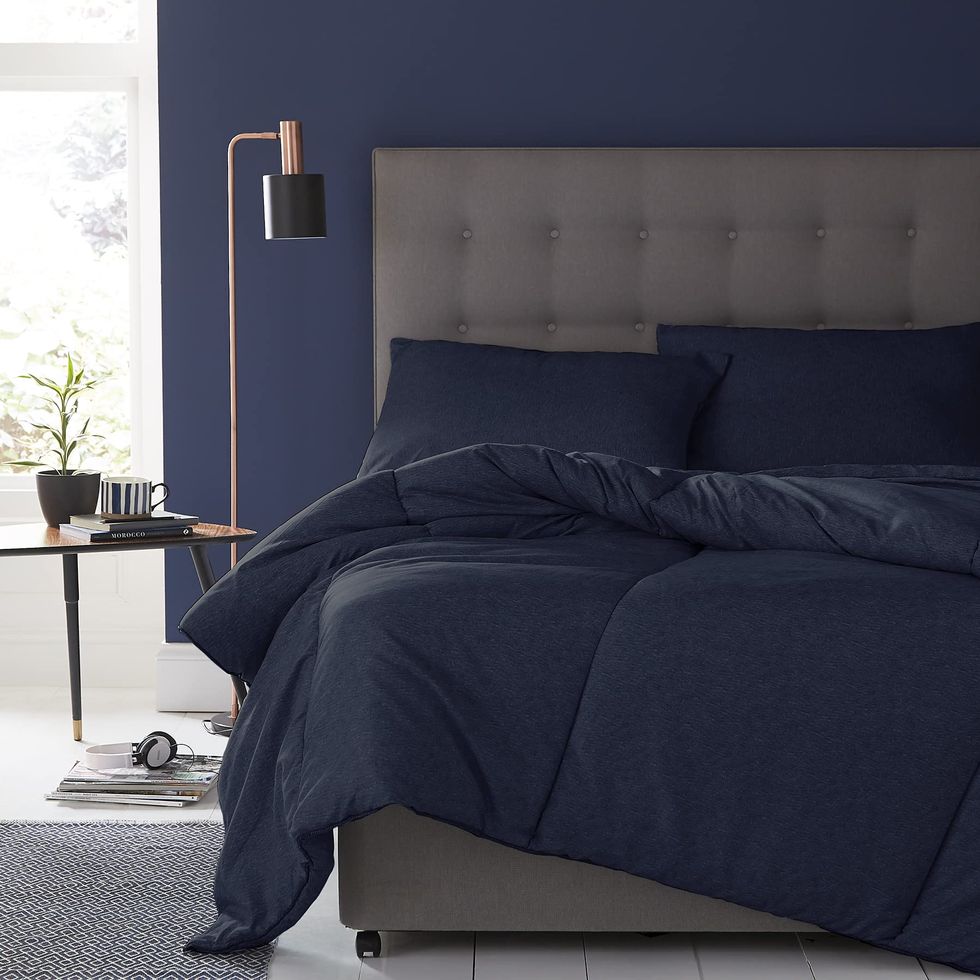Silentnight Coverless Navy Comforter and Pillow Set