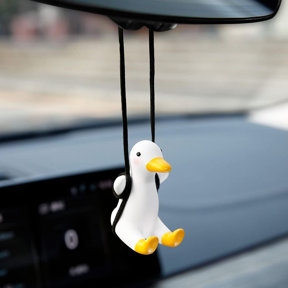 Swinging Duck Car Ornament 