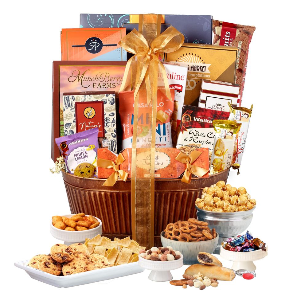 33 Best Gift Basket Ideas For Almost Any Occassion 2022