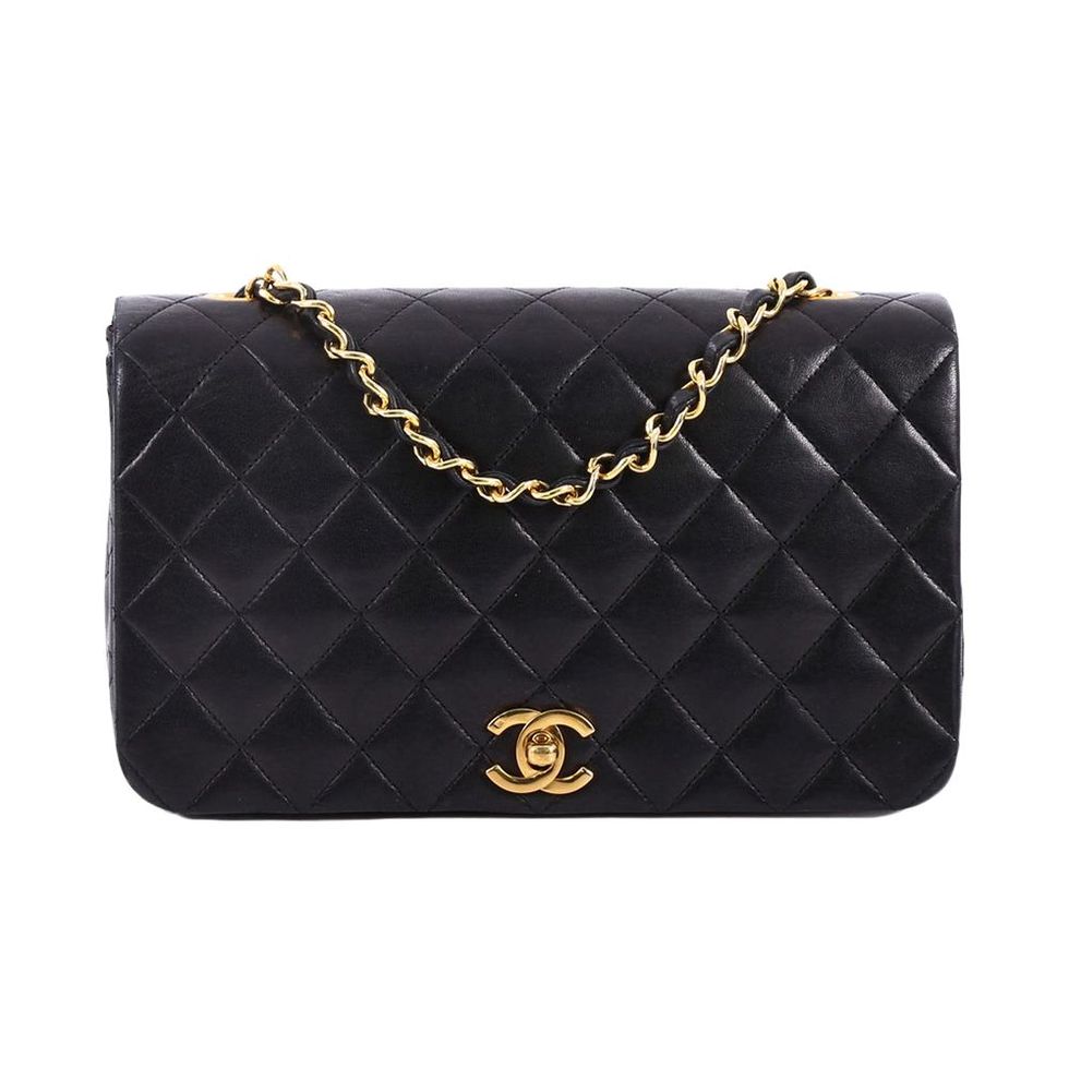 chanel classic flap handbag black
