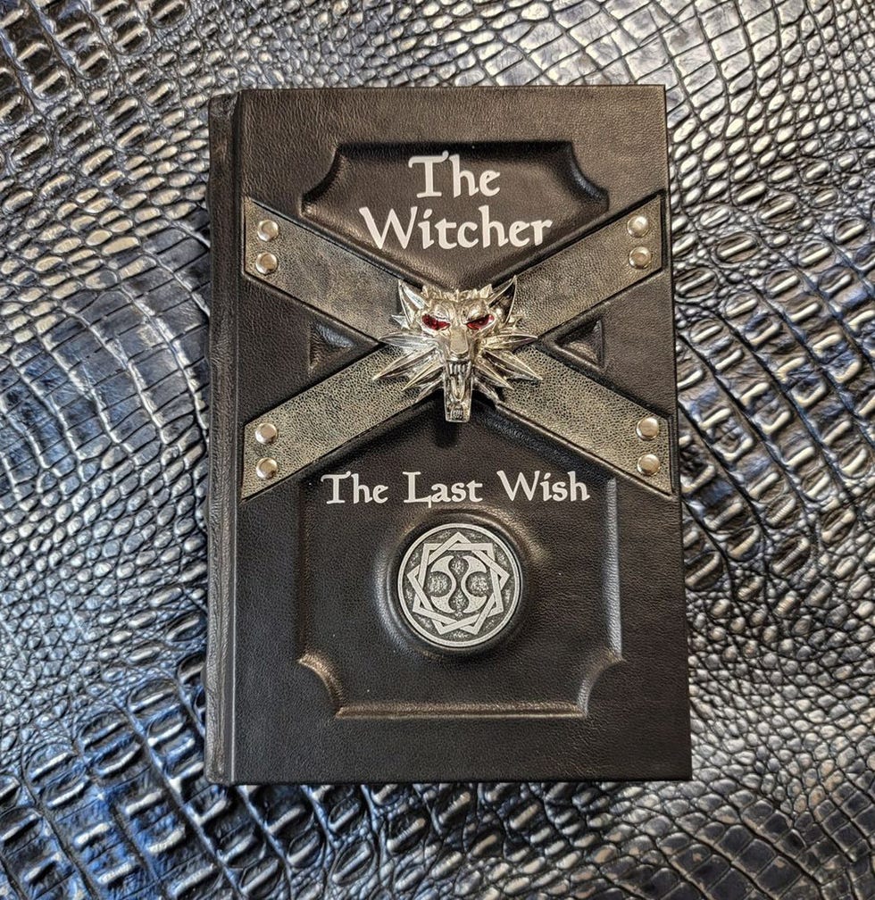 The Witcher - Buku Bersampul Kulit Harapan Terakhir The Witcher - Buku Bersampul Kulit Harapan Terakhir