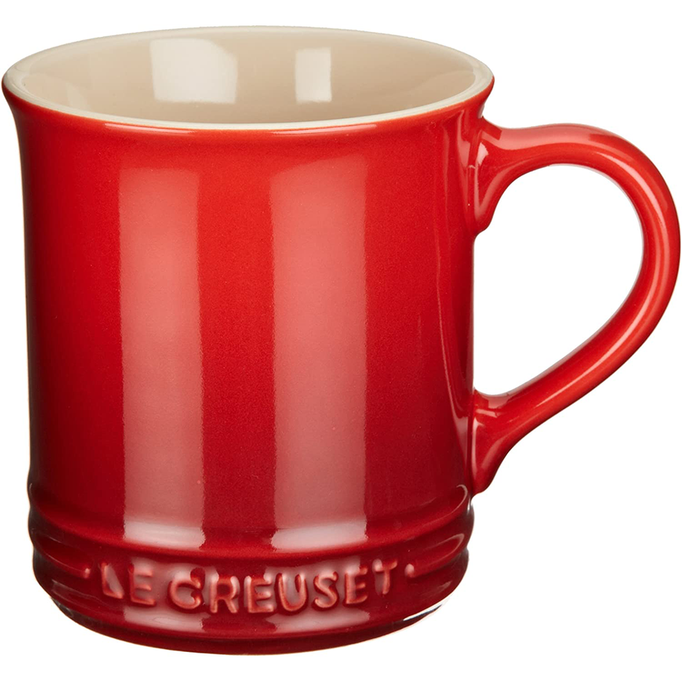 https://hips.hearstapps.com/vader-prod.s3.amazonaws.com/1688135672-le-creuset-mug-649ee7eba9ac8.png?crop=1xw:1xh;center,top&resize=980:*