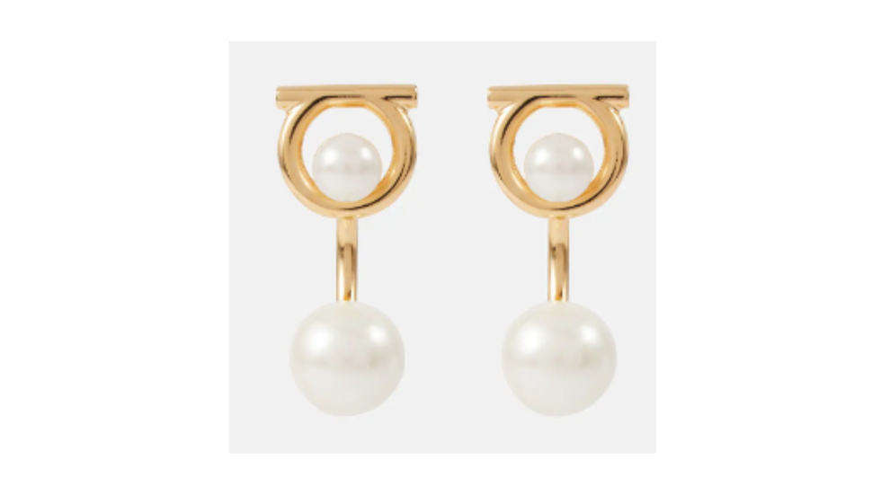 Orecchini di perle Ferragamo in stile piercing