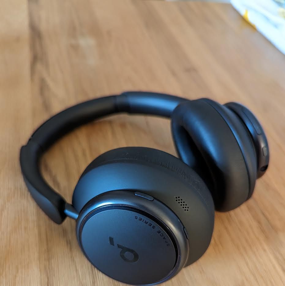 Our Review of the Affordable Soundcore Life Q30 Wireless Noise