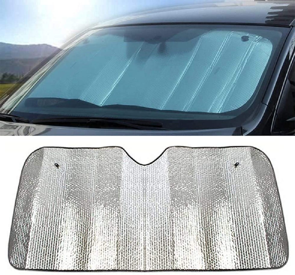 Universal foldable car windshield sunshade with suction cups