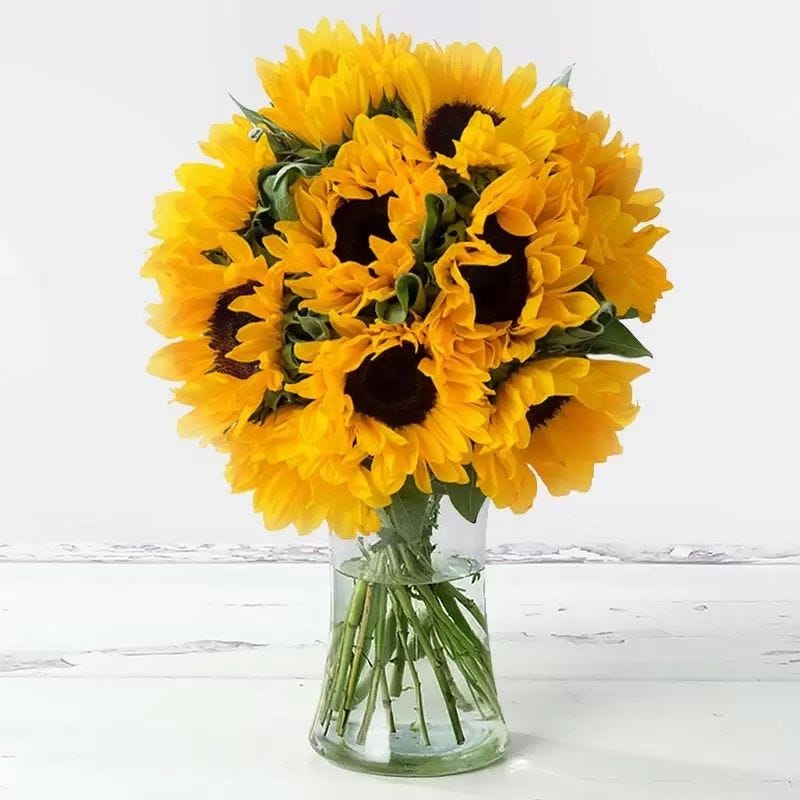 Sunflower bouquets: the best bunches for summer 2023