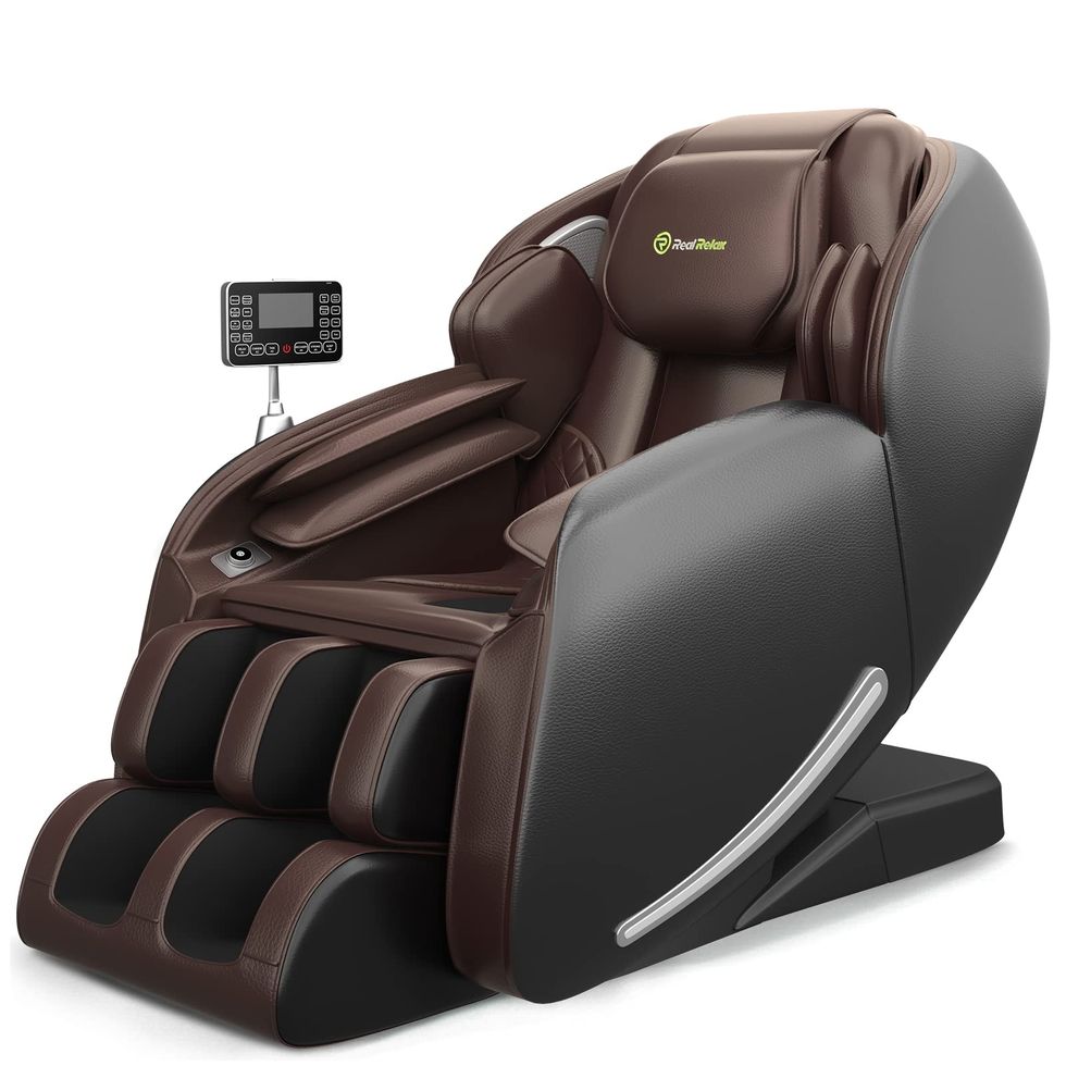 How Do Massage Chairs Work? History, Diagrams & More