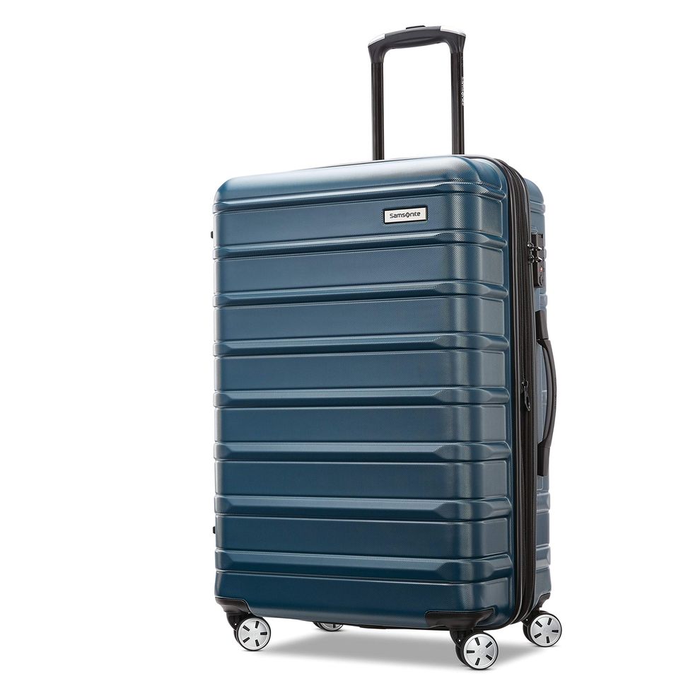 Omni 2 rigid expandable suitcase