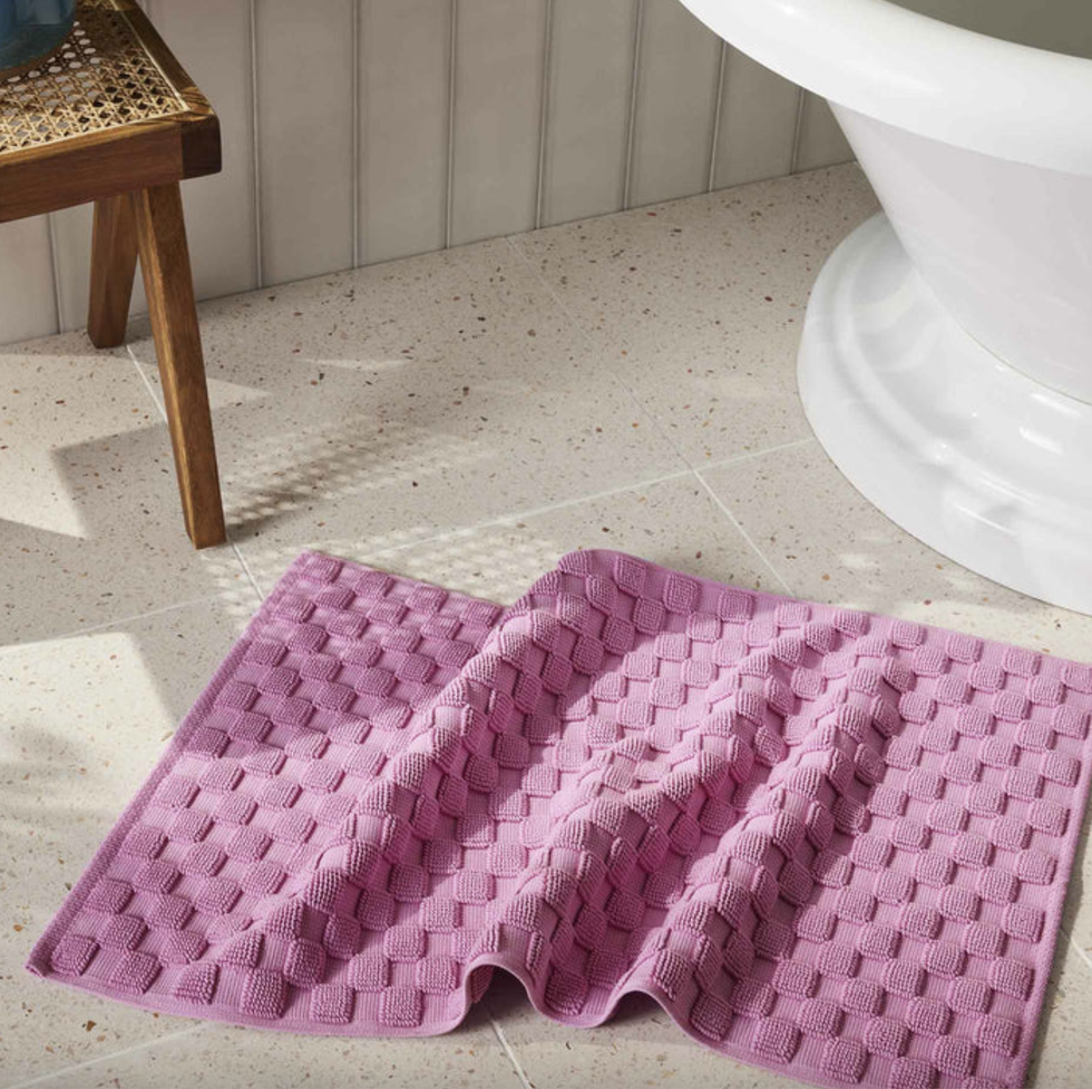 Pink Checkered Bath Mat