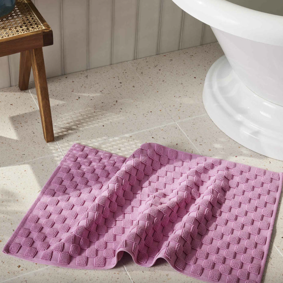 Pink Checkered Bath Mat