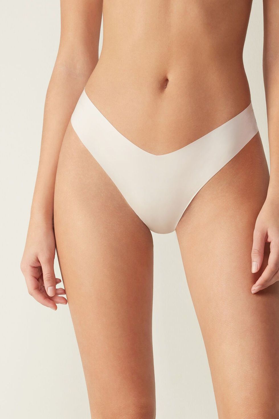 Seamless No VPL Briefs Anucci Smoothing Invisible Knickers