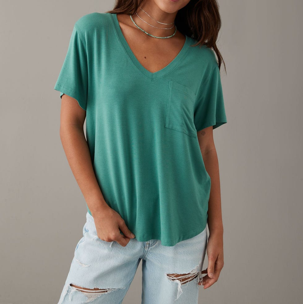 V-Neck Pocket Tee V-Neck Pocket Tee