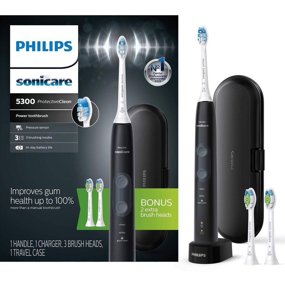 Philips Sonicare DiamondClean Smart Electric, Rechargeable toothbrush for  Complete Oral Care, with Charging Travel Case, 5 modes – 9500 Series,  Black, HX9924/11 : : Health & Personal Care