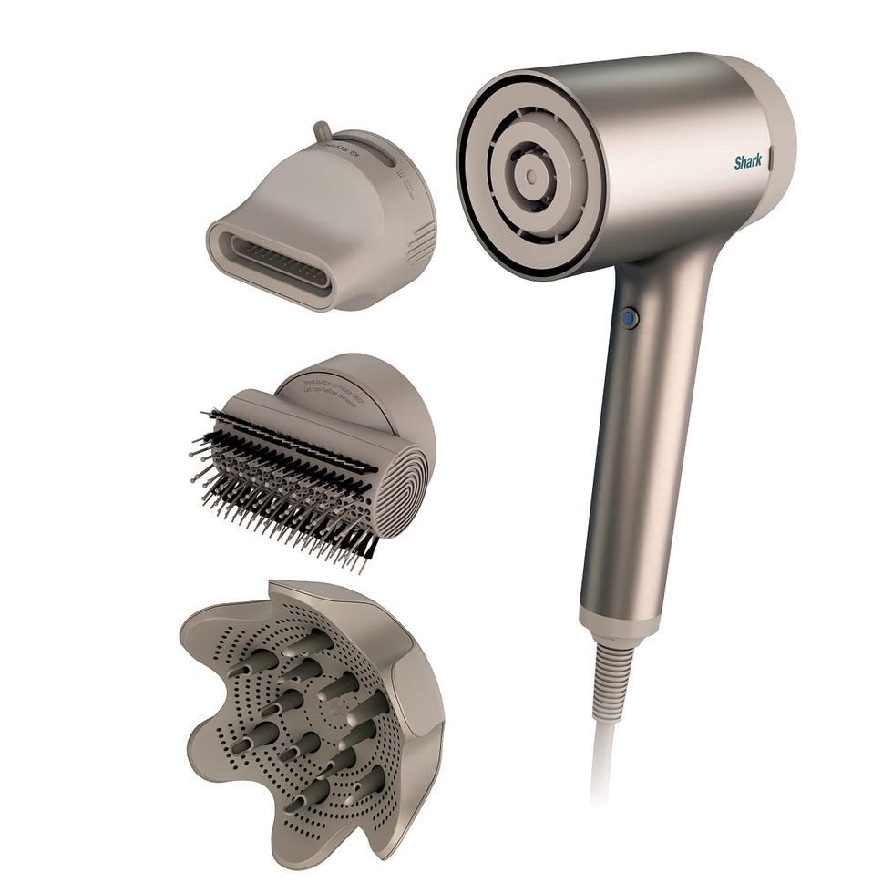 HD120BRN Blow Dryer HyperAIR Fast-Drying with IQ 2-in-1 Concentrator, Styling Brush, and Curl-Defining Deep Diffuser Attachments