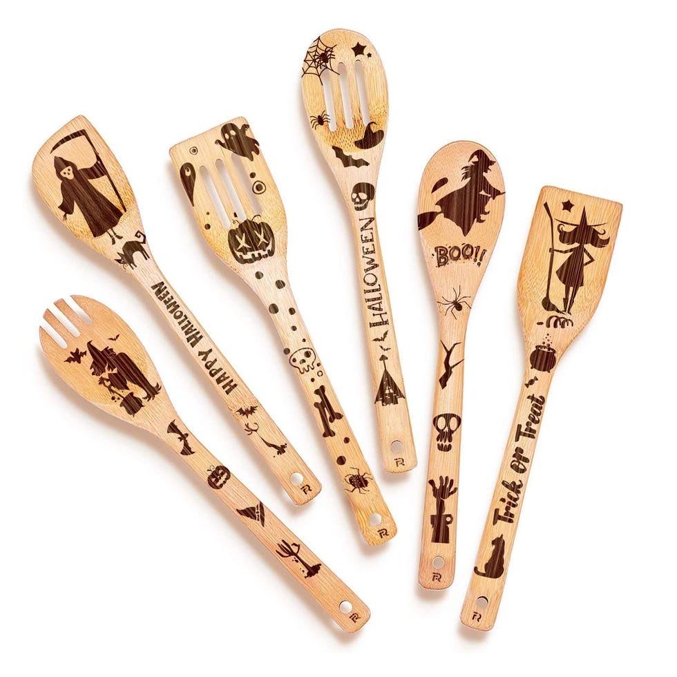 6 wooden spoons 