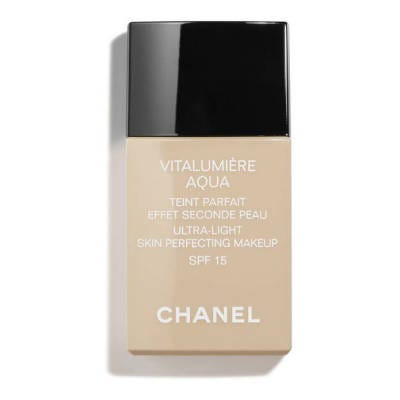 Chanel Vitalumiere Aqua Ultra-Light Skin Perfecting Makeup