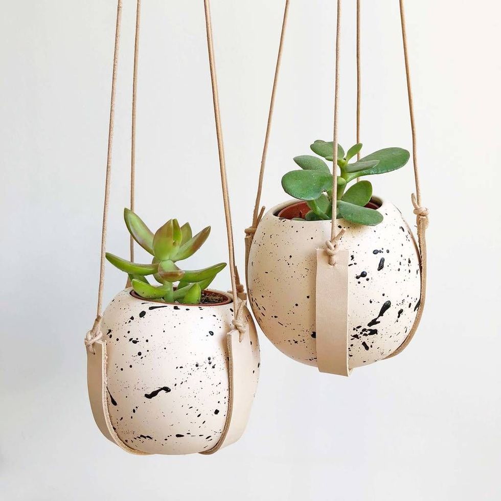 Round Splatter Plant Pot With Leather Hanging Sling