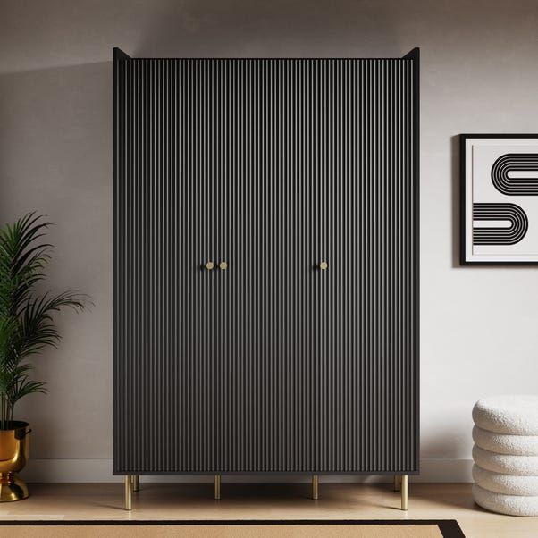 Modern shop freestanding wardrobe