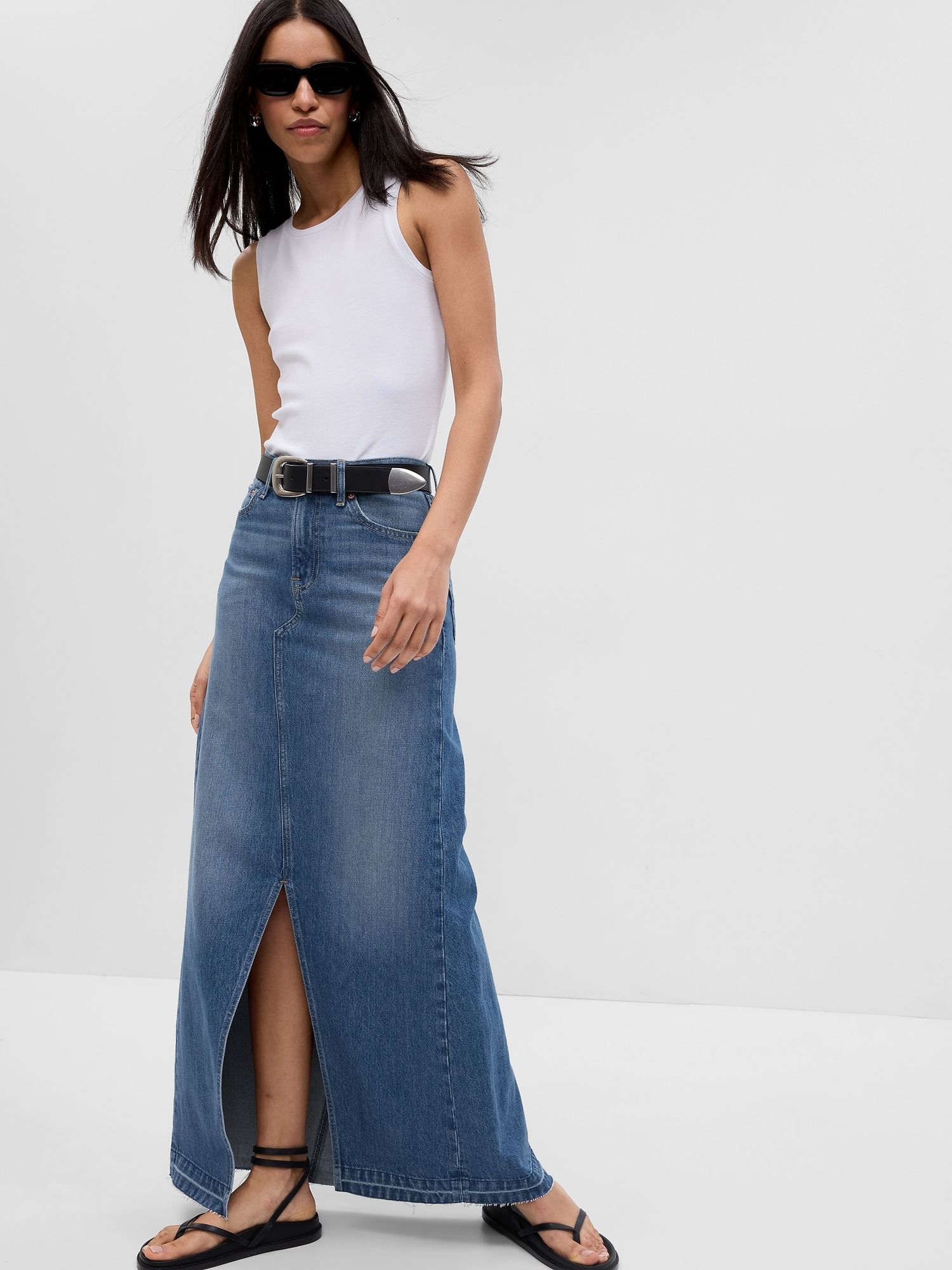 Denim skirt outfit outlet inspo