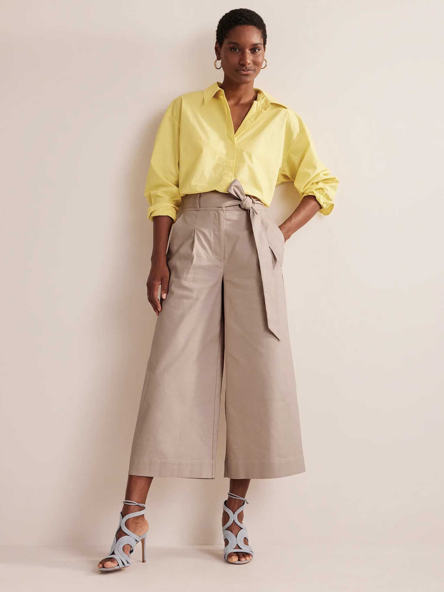 Wide leg shop cut off trousers