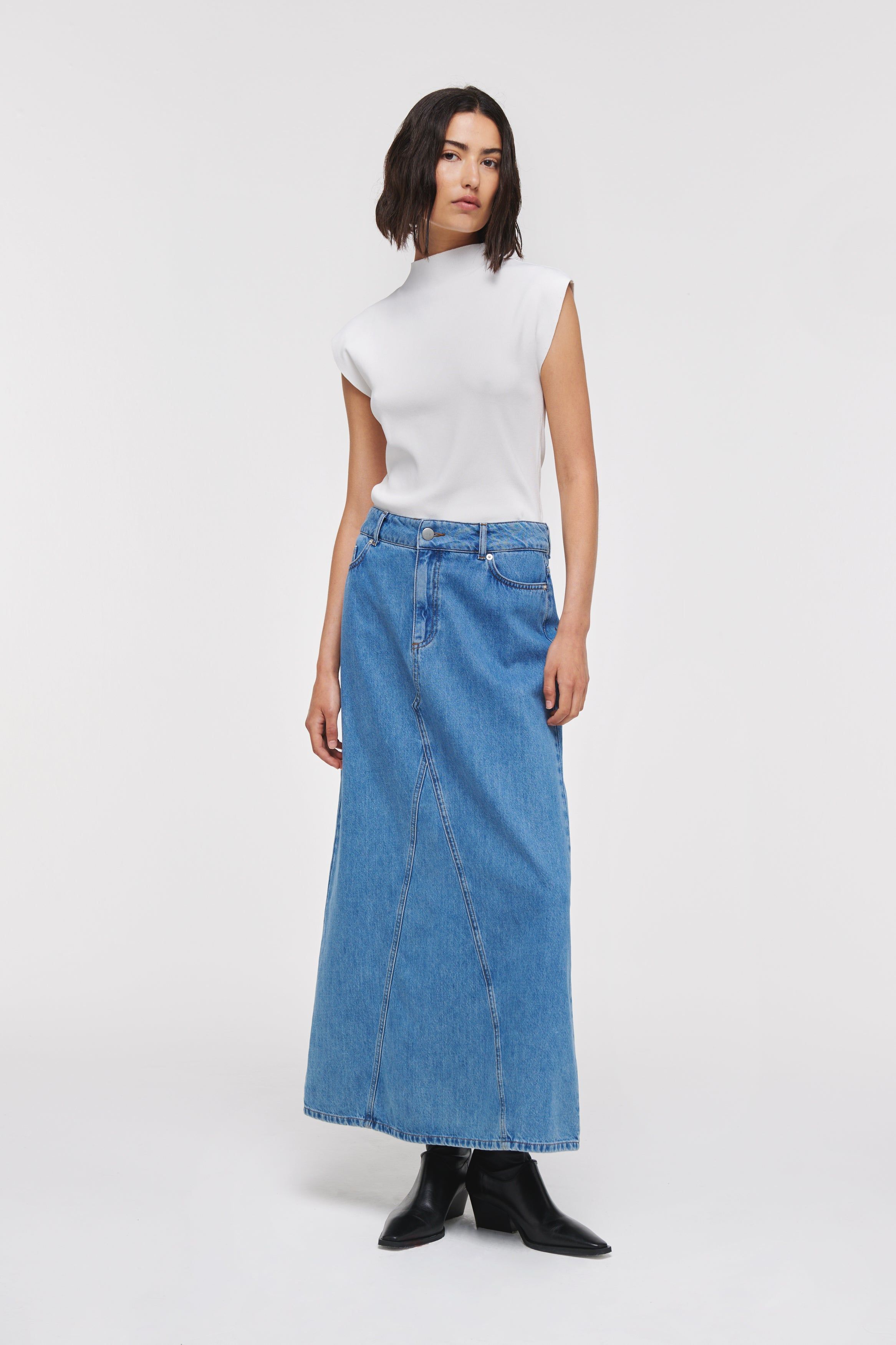 Long skirt with on sale top 10 list