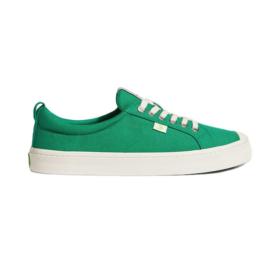 Oca Low Canvas Sneaker