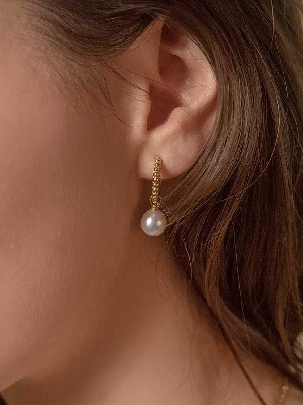 Dotty Oval Pearl Charm Story Hoop Earrings, Gold
