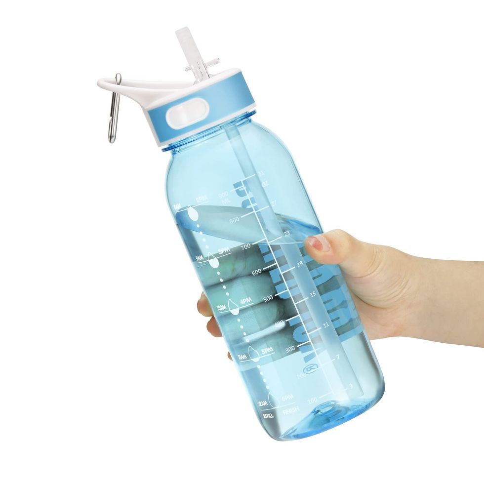 Glass water bottles that help you track your daily water intake