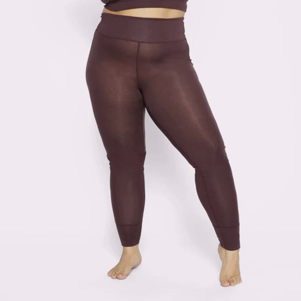 Seventeen: 13 Best Plus Size Leggings That You'll Never Want To Take O –  Superfit Hero