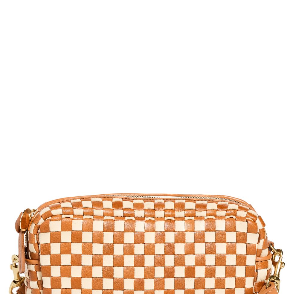 15 Best Crossbody Bags for Travel to Amp Up Your Style Quotient