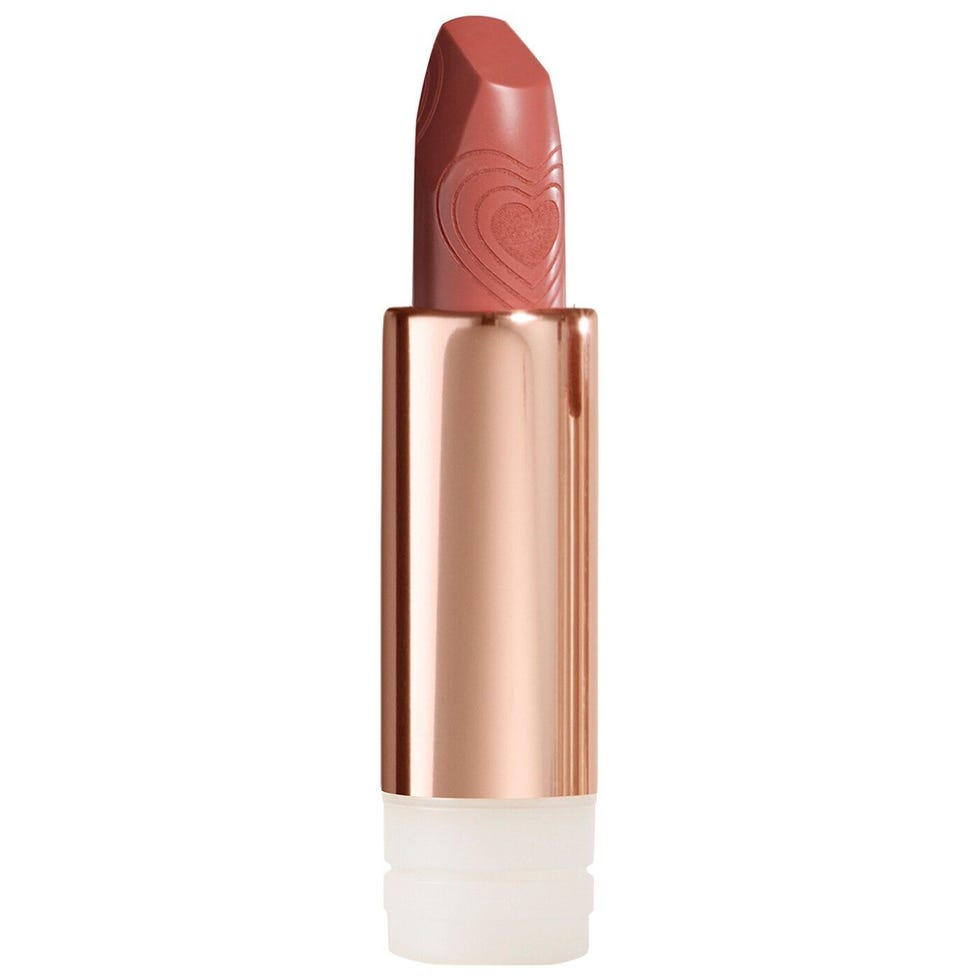 Creamy nude lipstick, satin finish