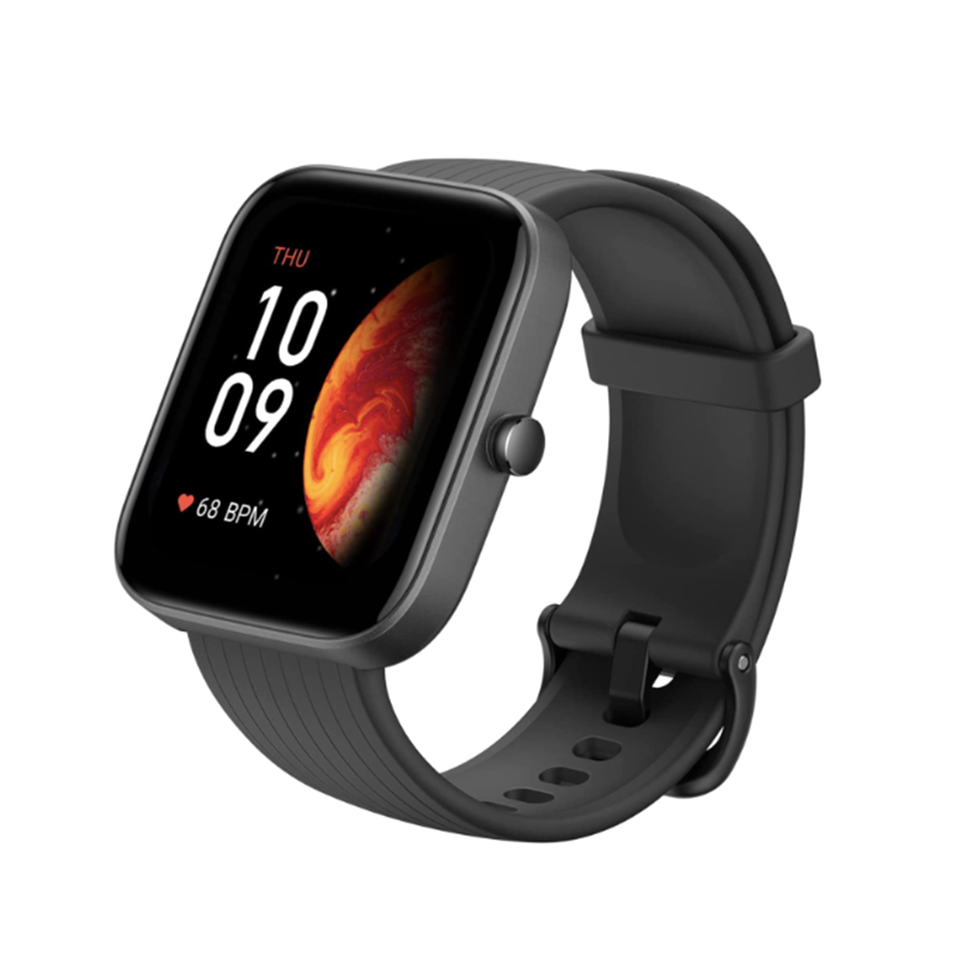 https://hips.hearstapps.com/vader-prod.s3.amazonaws.com/1690378111-best-fitness-trackers-men-amazfit-64c11f56973af.png?crop=1xw:1xh;center,top&resize=980:*