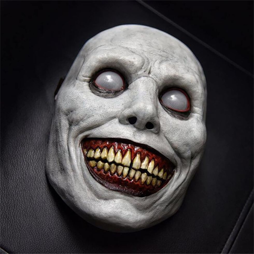 Adult Scary Movie Stoned Ghost Face Scream Spoof Mens Costume Mask Fun World