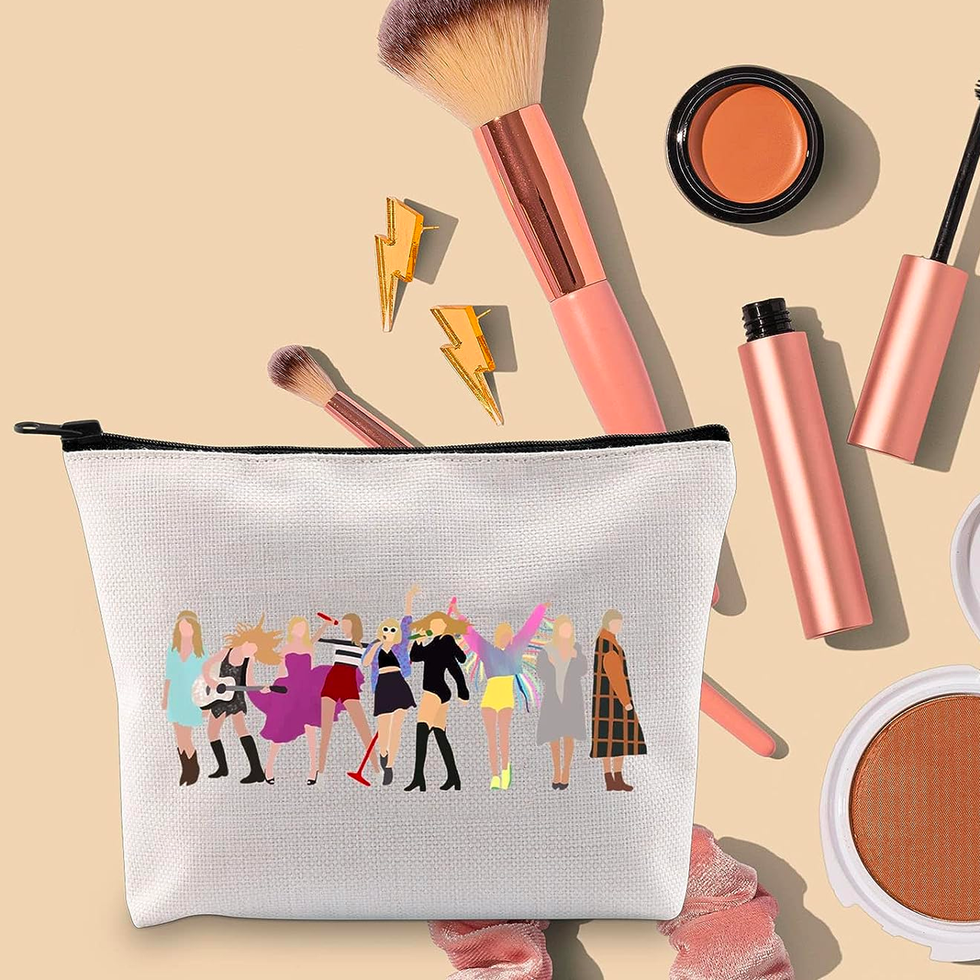 The 17 Best Gifts For Taylor Swift Fans, According To Swifties