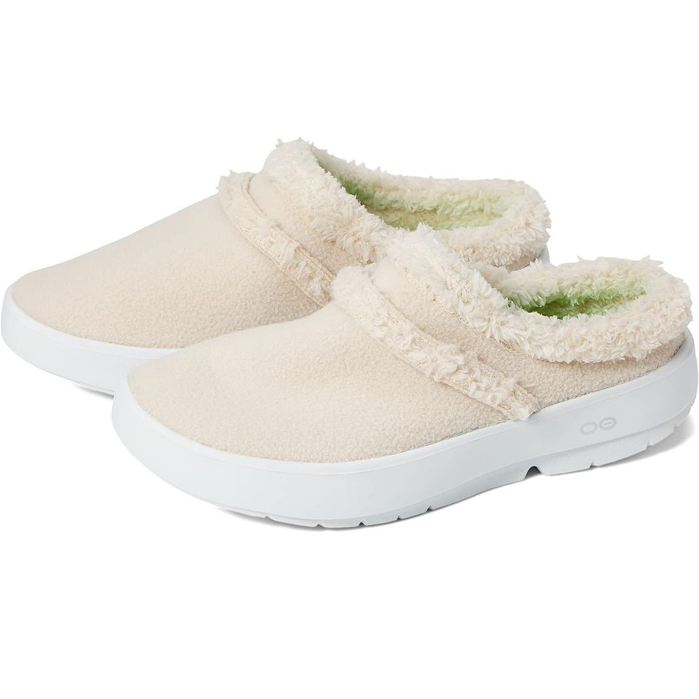 12 Best Slippers With Arch Support 2024, According to Podiatrists